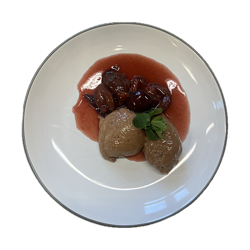 [08234] Nougatmousse mit Pflaumenragout