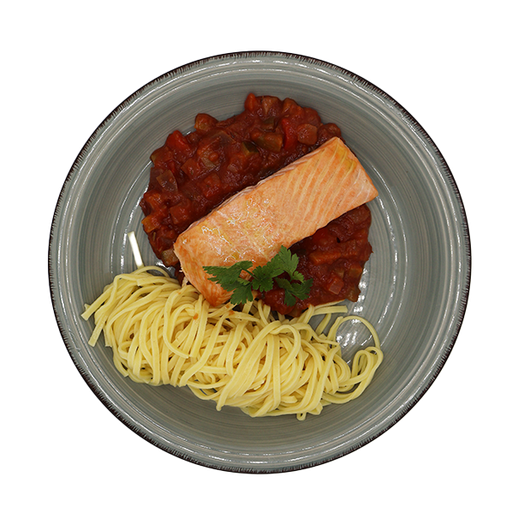 [08814] Salmon fillet on ratatouille, served with tagliatelle