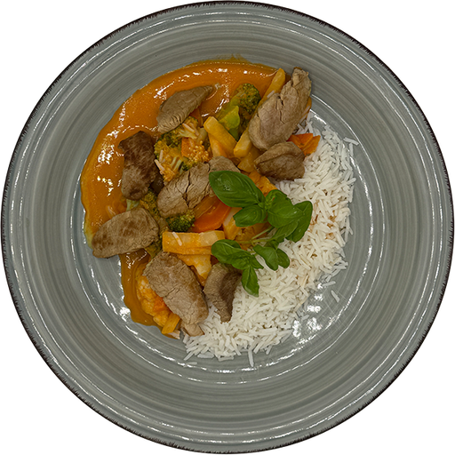 [08953] Rotes Schweinefiletcurry mit buntem Gemüse und Reis (scharf)